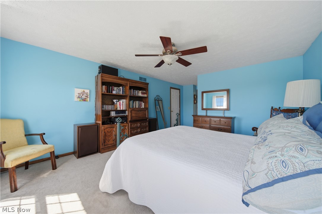 813 Walnut Ridge Street NW Bolivar OH 44612