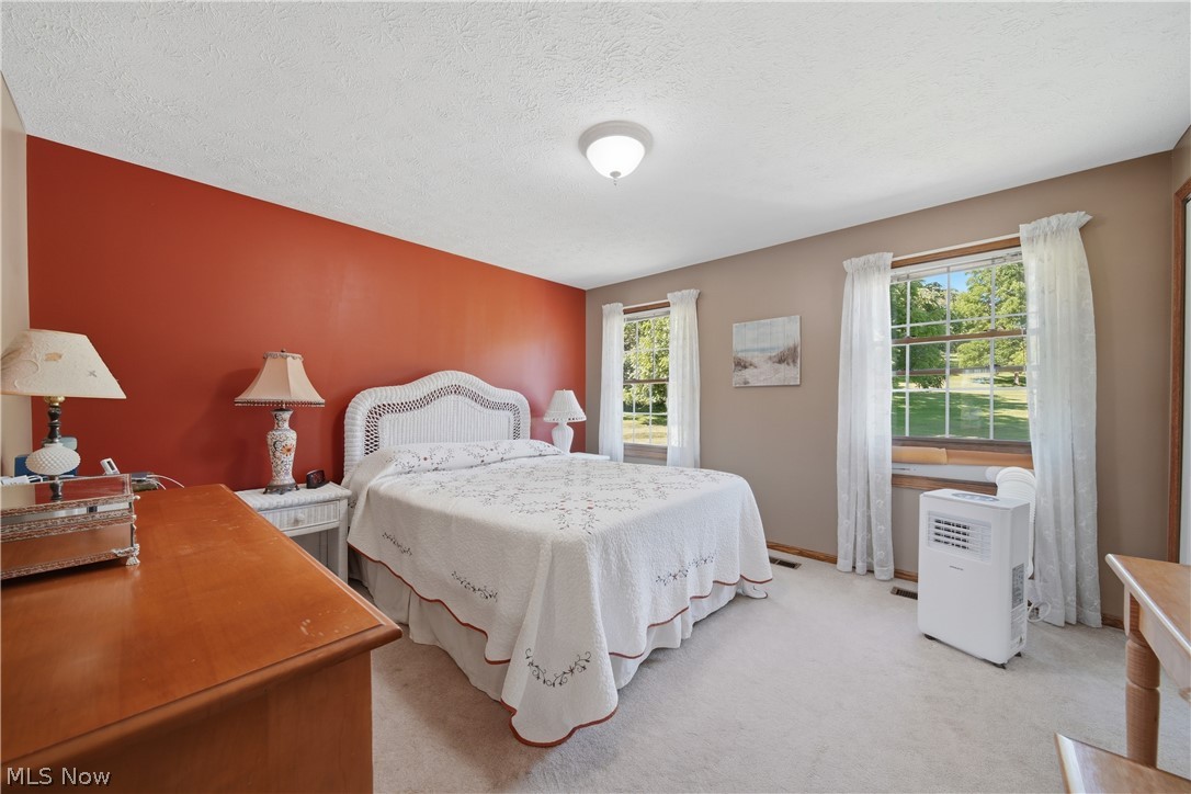 813 Walnut Ridge Street NW Bolivar OH 44612