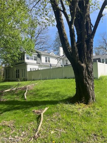 958 Ottawa Drive Youngstown OH 44511