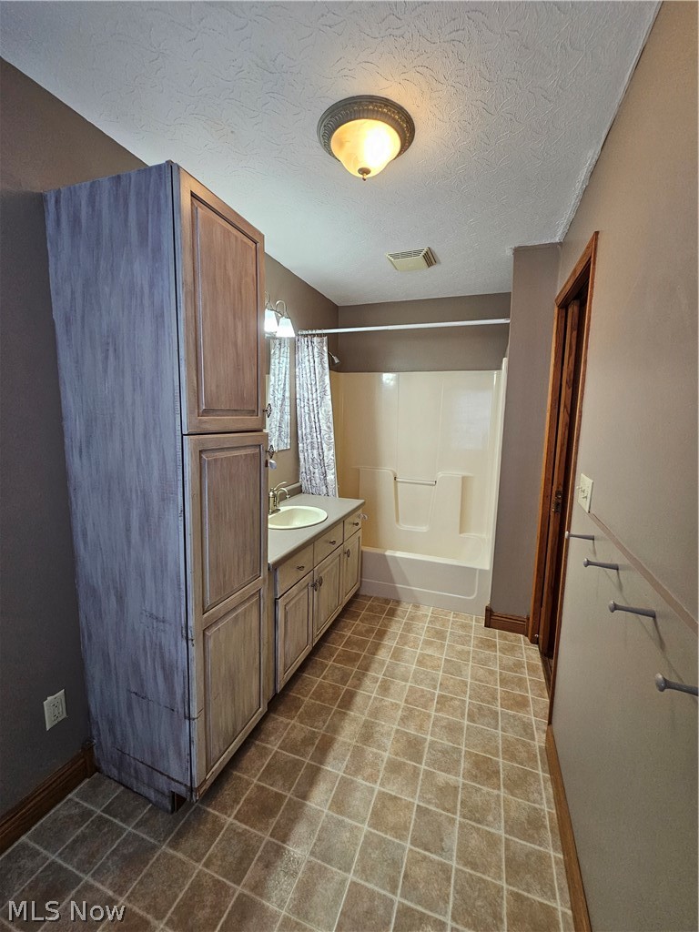 6999 W Buckrun Road NW Malta OH 43758