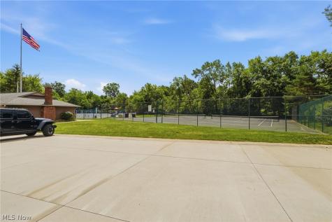 12701 N Star Drive North Royalton OH 44133