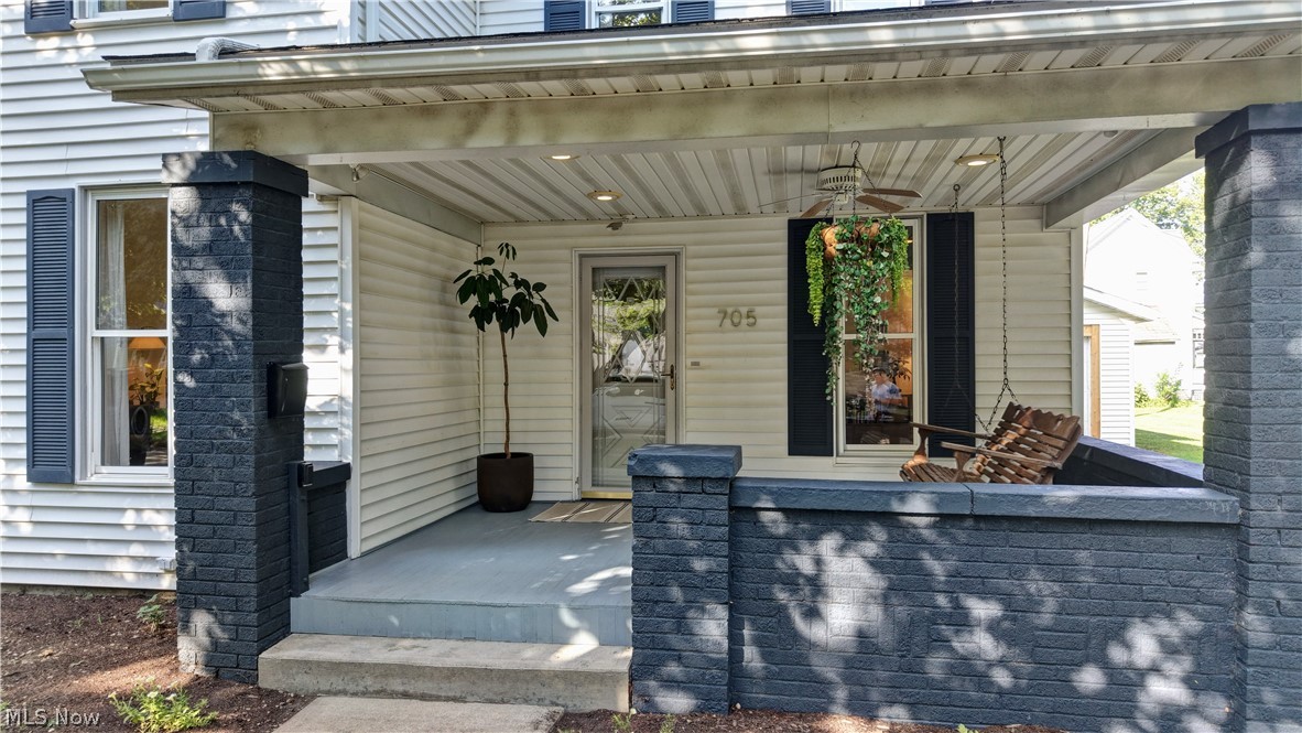705 N Walnut Street Dover OH 44622