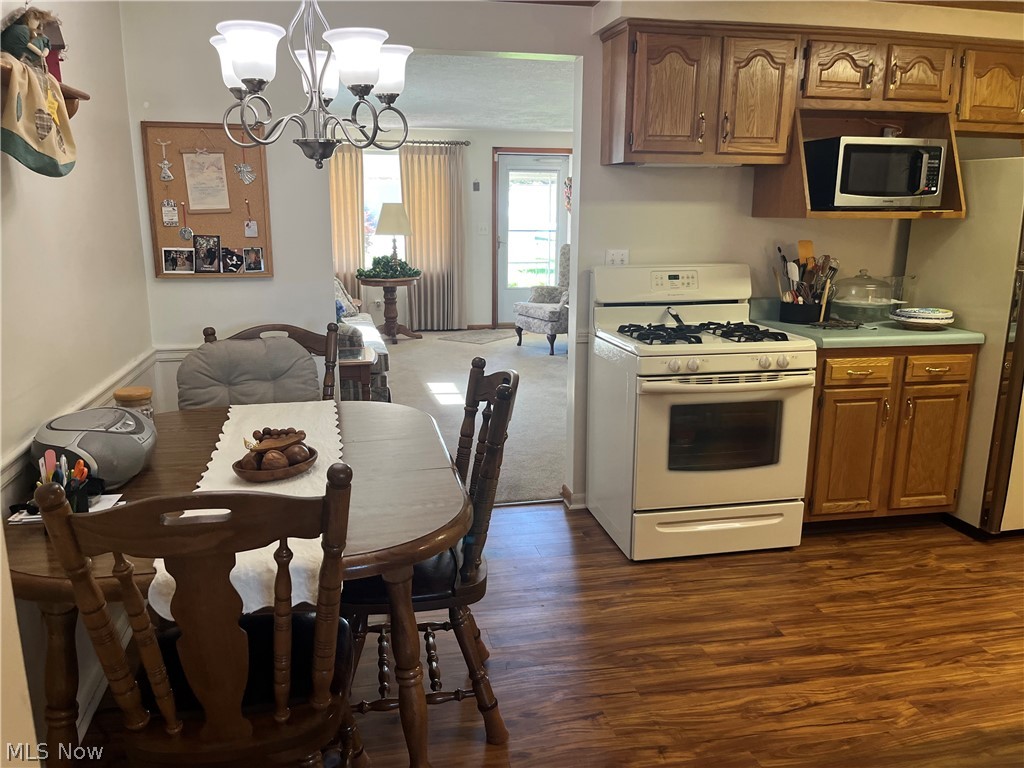 124 Aylesboro Avenue Boardman OH 44512