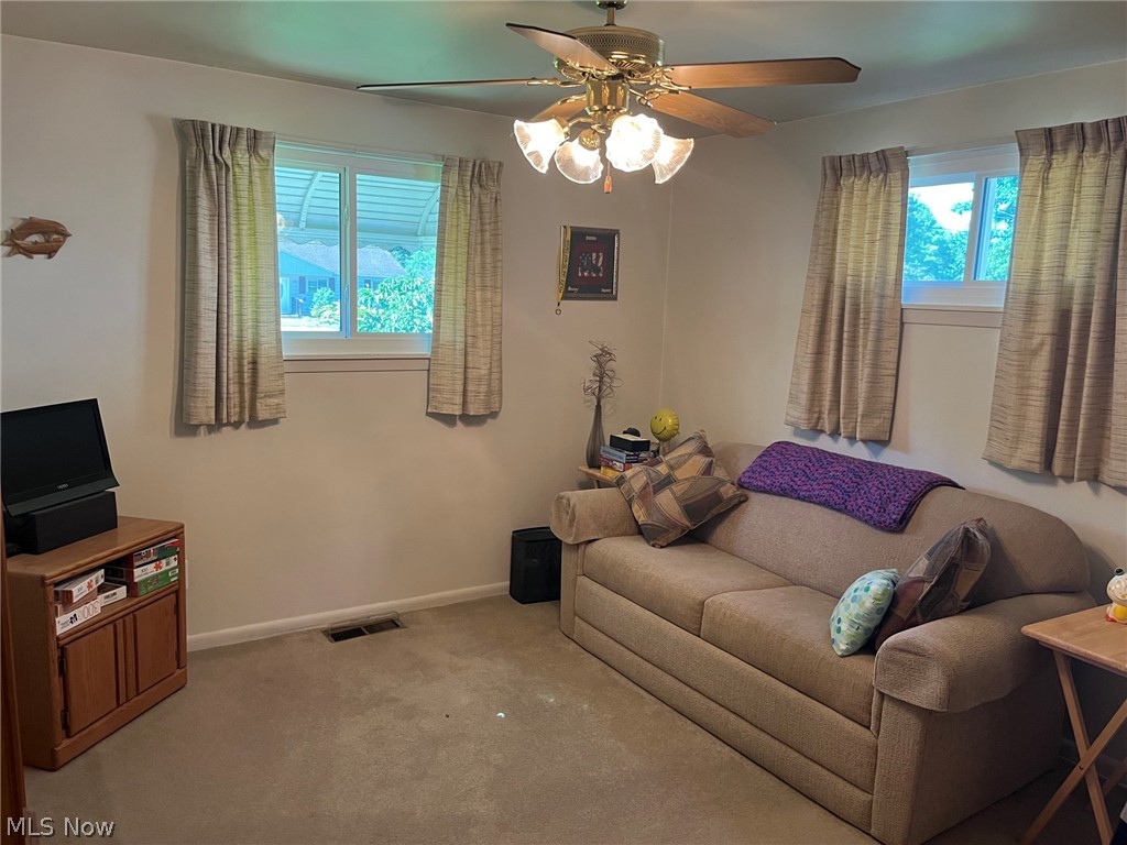 124 Aylesboro Avenue Boardman OH 44512