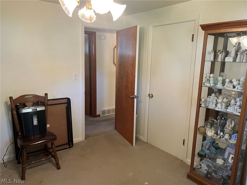 124 Aylesboro Avenue Boardman OH 44512