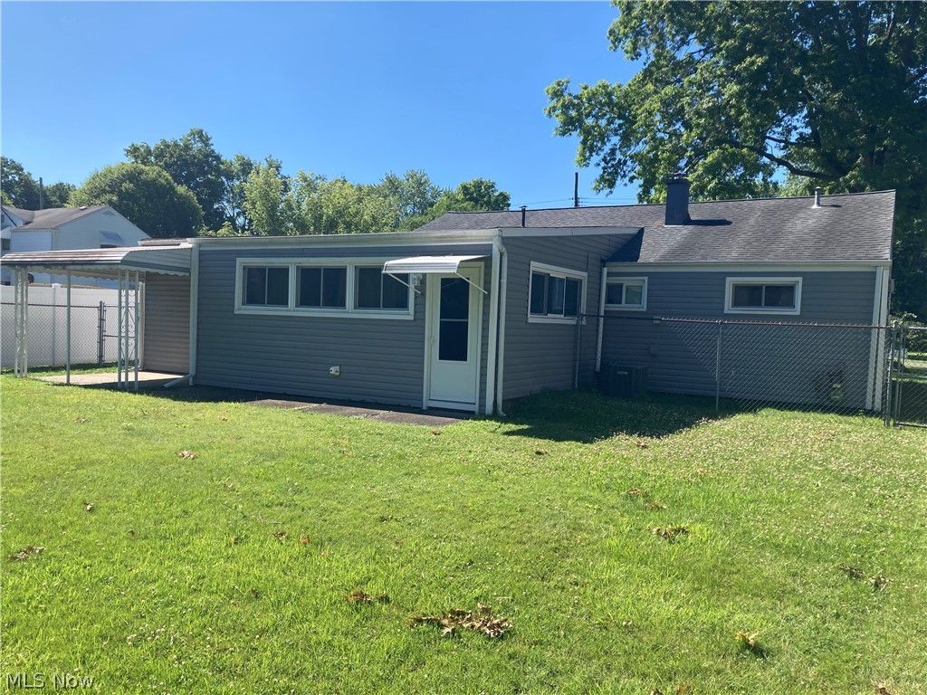 124 Aylesboro Avenue Boardman OH 44512