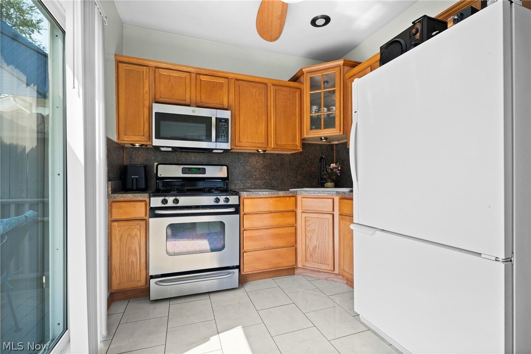 3270 W 122nd Street Cleveland OH 44111