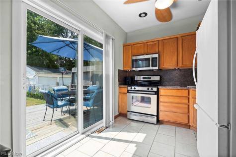 3270 W 122nd Street Cleveland OH 44111