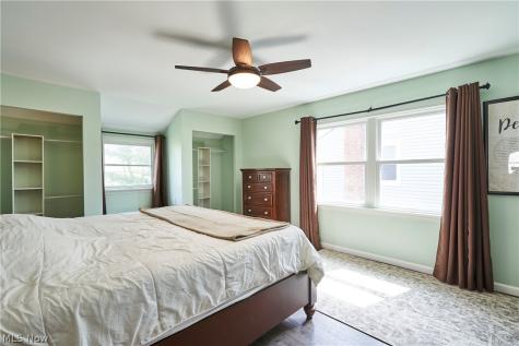 1360 Croyden Road Lyndhurst OH 44124