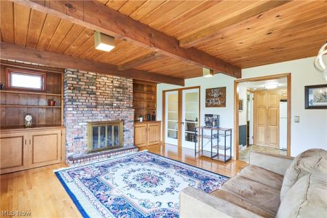 1360 Croyden Road Lyndhurst OH 44124
