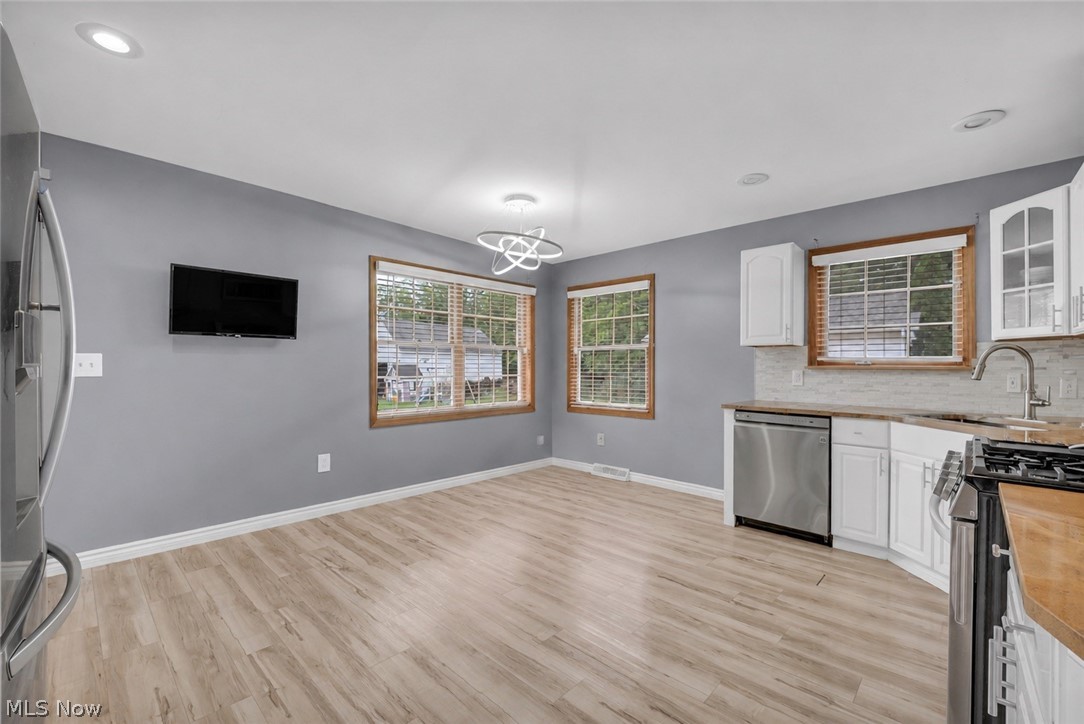 454 E 270th Street Euclid OH 44132