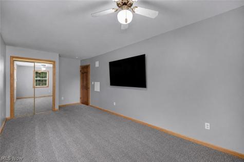454 E 270th Street Euclid OH 44132