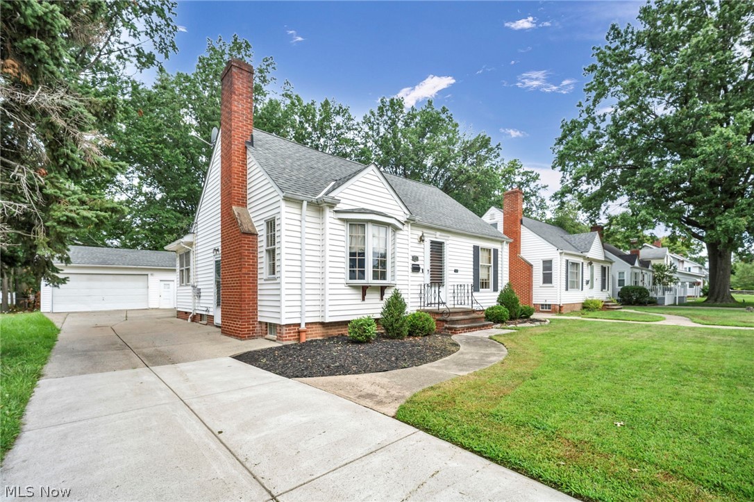 454 E 270th Street Euclid OH 44132
