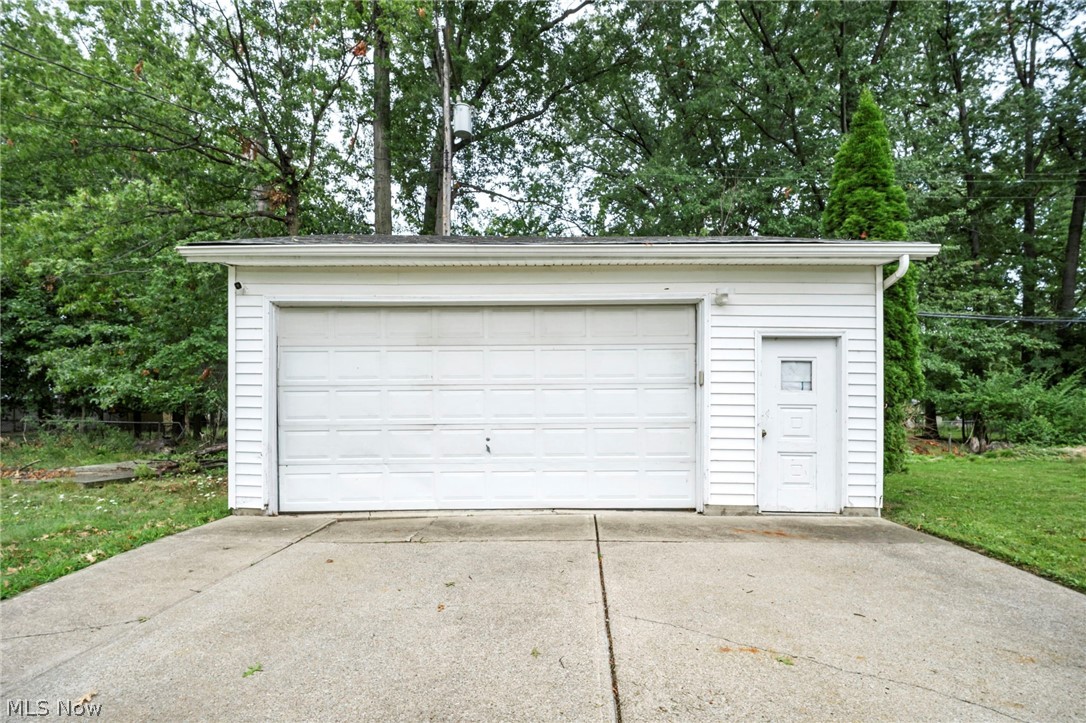 454 E 270th Street Euclid OH 44132