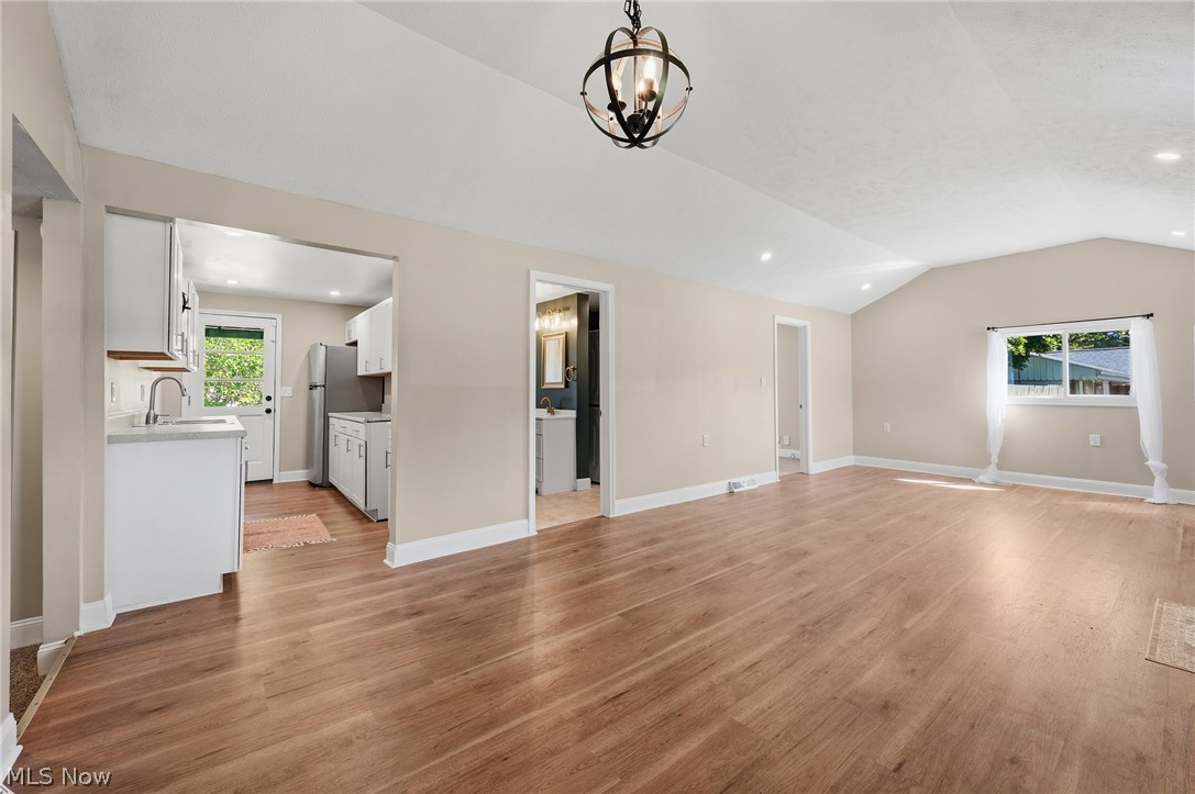 815 E Cassell Avenue Barberton OH 44203