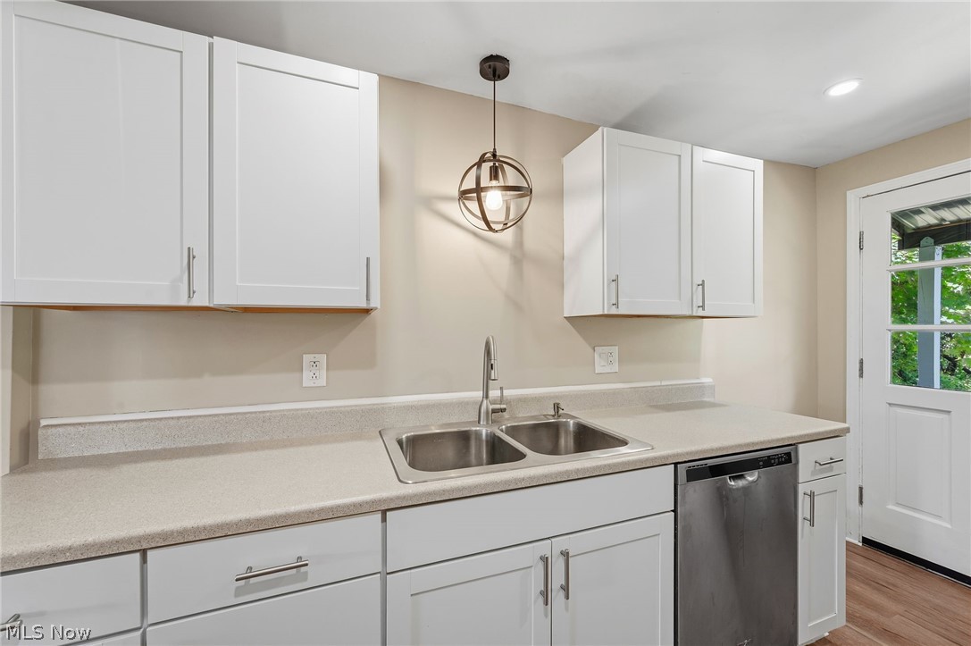 815 E Cassell Avenue Barberton OH 44203