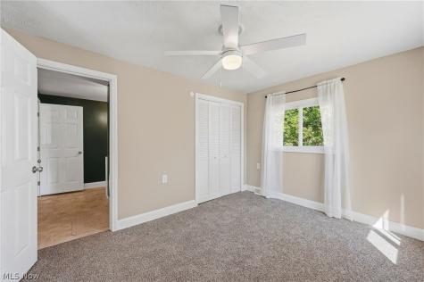 815 E Cassell Avenue Barberton OH 44203