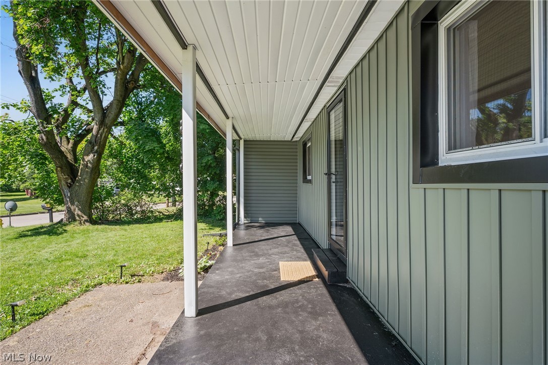 815 E Cassell Avenue Barberton OH 44203