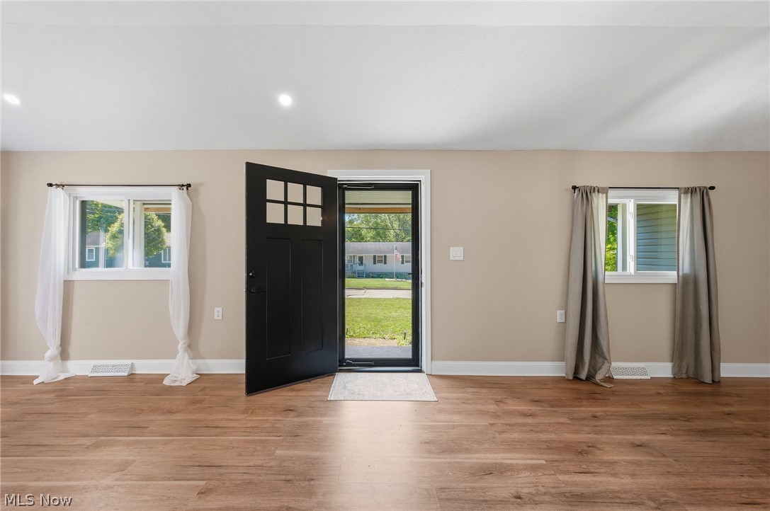 815 E Cassell Avenue Barberton OH 44203