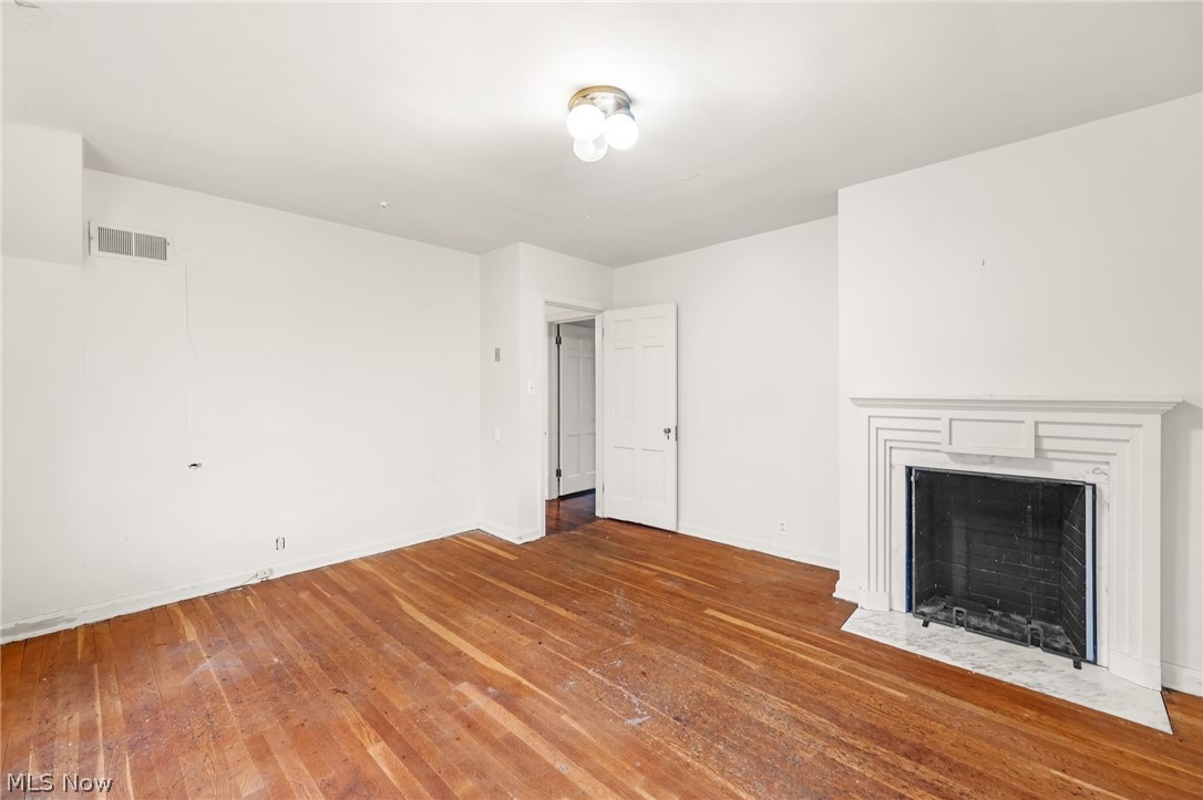1884 S Belvoir Boulevard South Euclid OH 44121