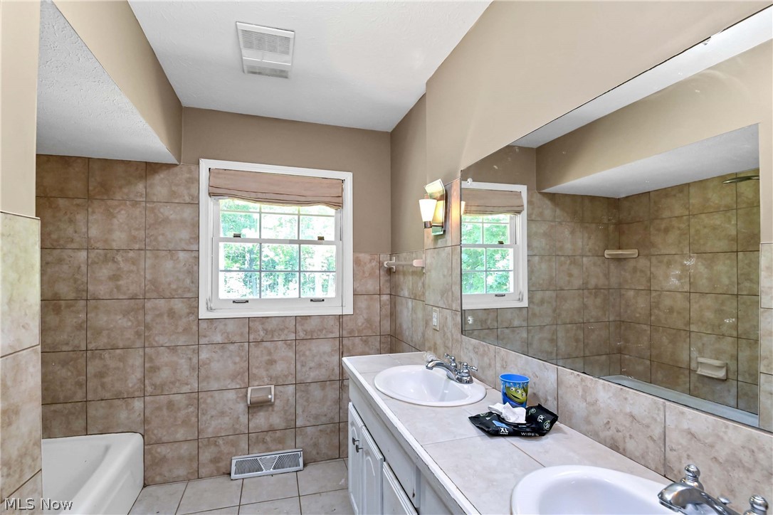 9300 Lindbergh Boulevard Olmsted Falls OH 44138