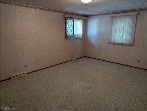 13711 Pineview Court Middleburg Heights OH 44130