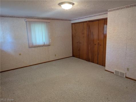 13711 Pineview Court Middleburg Heights OH 44130
