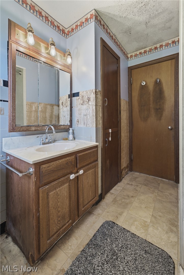 225 19th Street NE Massillon OH 44646