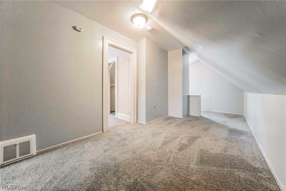 19541 Naumann Avenue Euclid OH 44119