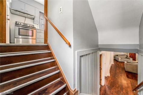 19541 Naumann Avenue Euclid OH 44119