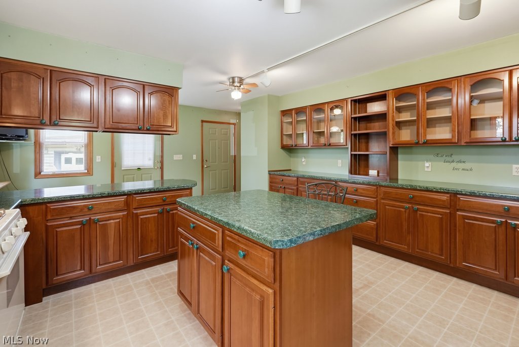 5048 Akron Cleveland Road Peninsula OH 44264