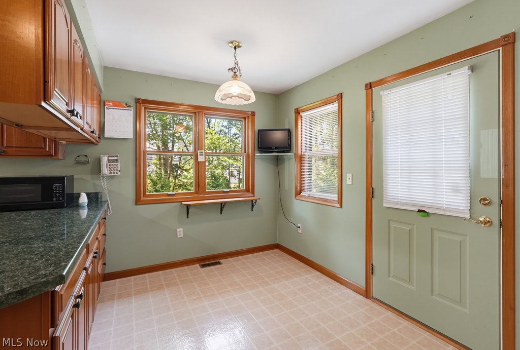 5048 Akron Cleveland Road Peninsula OH 44264