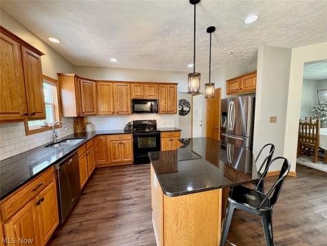 266 Ruby Lane Streetsboro OH 44241