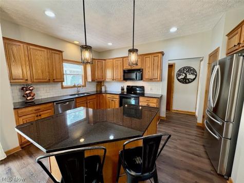 266 Ruby Lane Streetsboro OH 44241