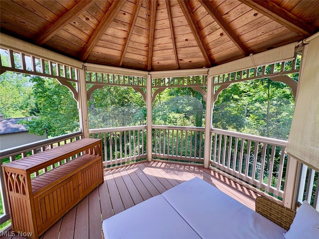 266 Ruby Lane Streetsboro OH 44241