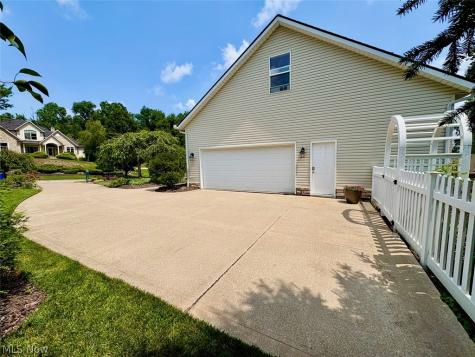 266 Ruby Lane Streetsboro OH 44241