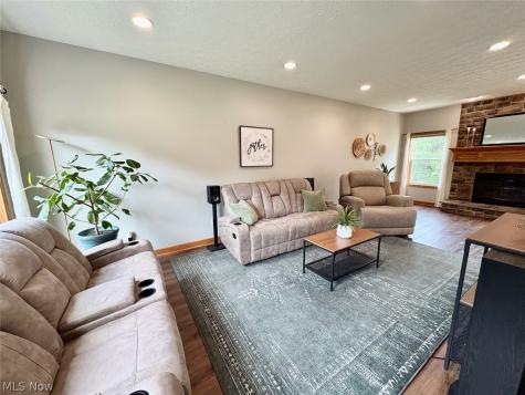 266 Ruby Lane Streetsboro OH 44241