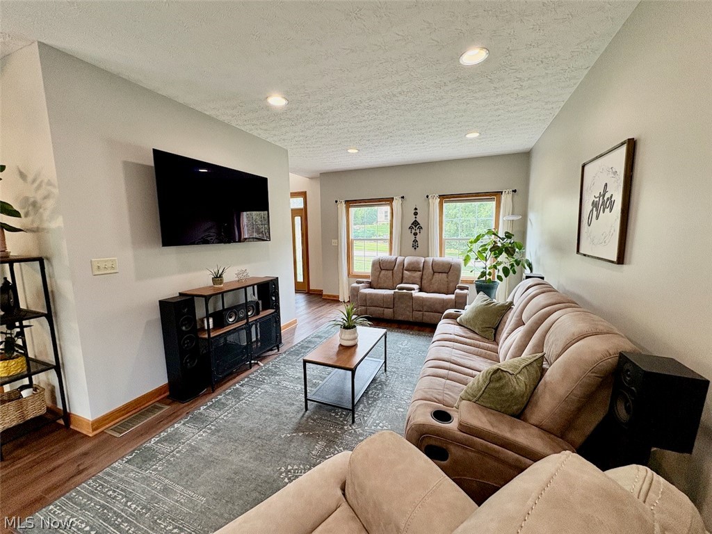 266 Ruby Lane Streetsboro OH 44241