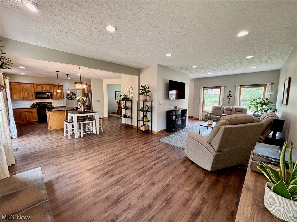266 Ruby Lane Streetsboro OH 44241