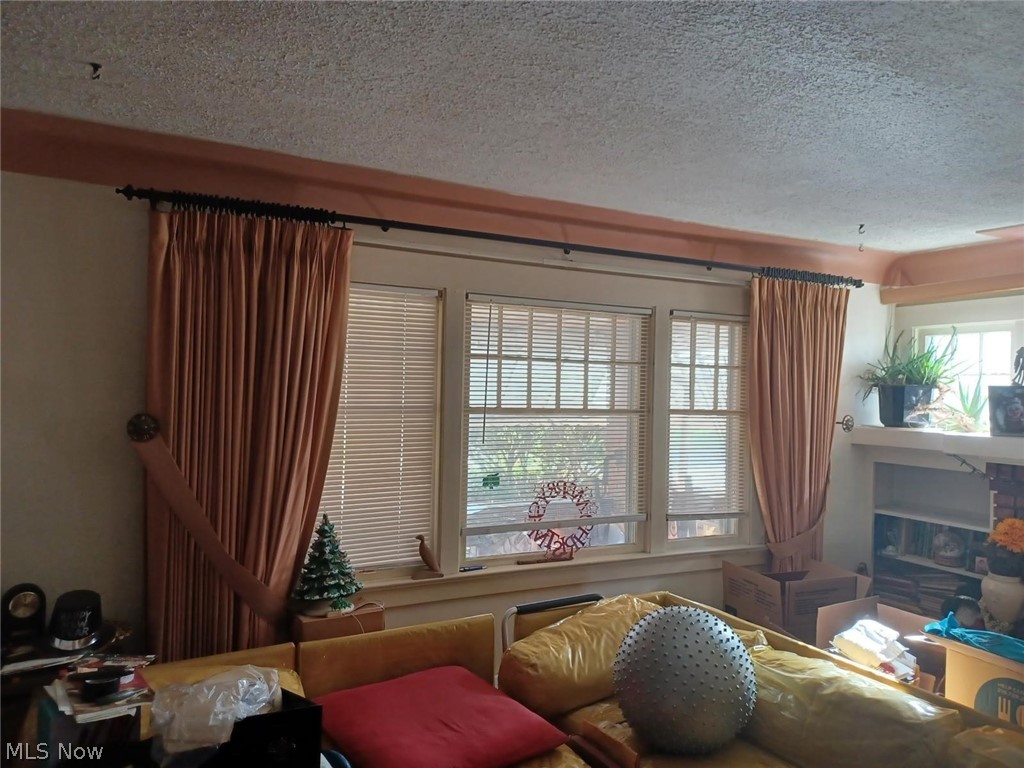 3588 Pennington Road Cleveland OH 44120