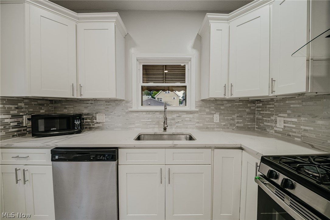 2120 Richland Avenue Lakewood OH 44107