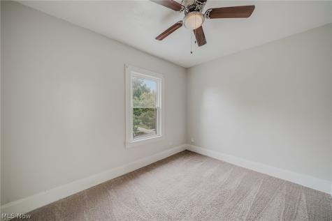 2120 Richland Avenue Lakewood OH 44107
