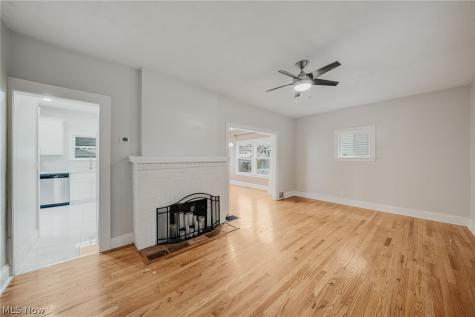 2120 Richland Avenue Lakewood OH 44107