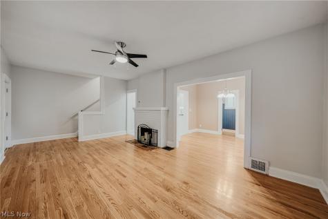 2120 Richland Avenue Lakewood OH 44107