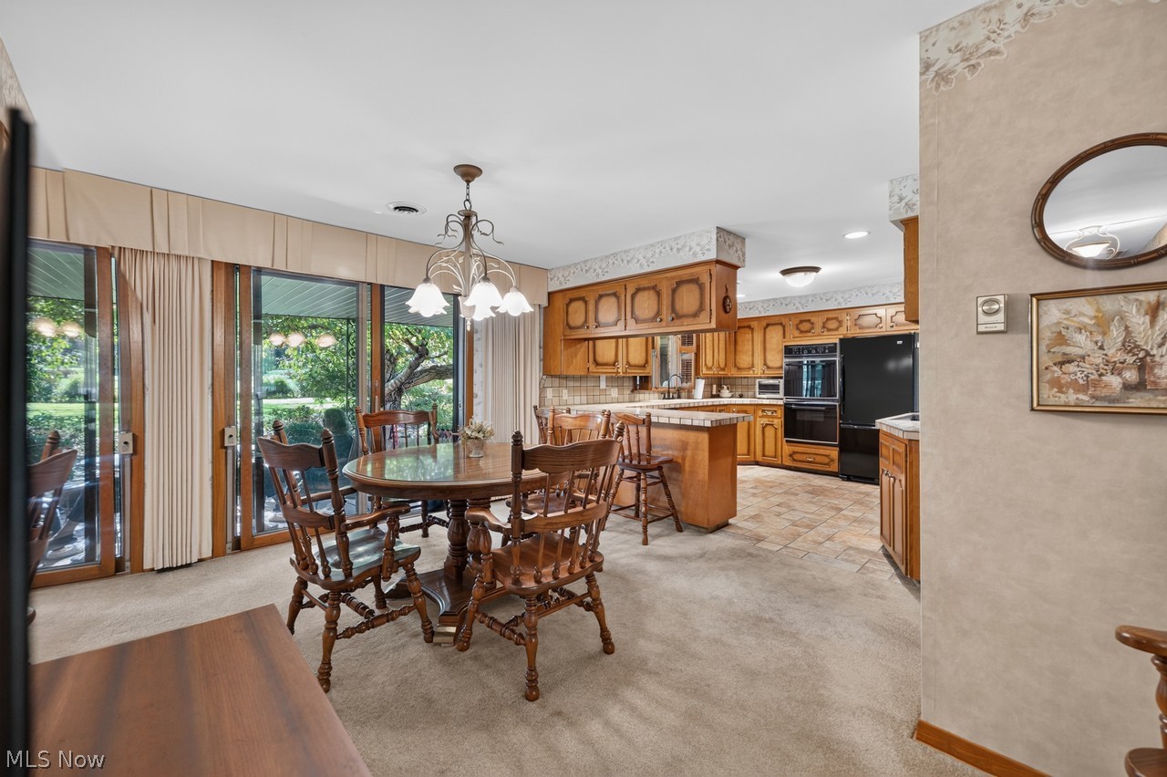 6110 Wiclif Road NE Canton OH 44721