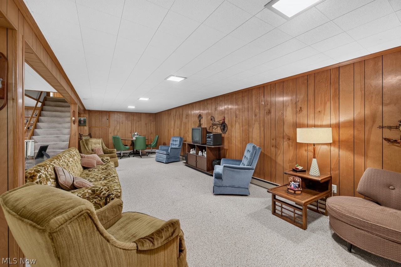 6110 Wiclif Road NE Canton OH 44721