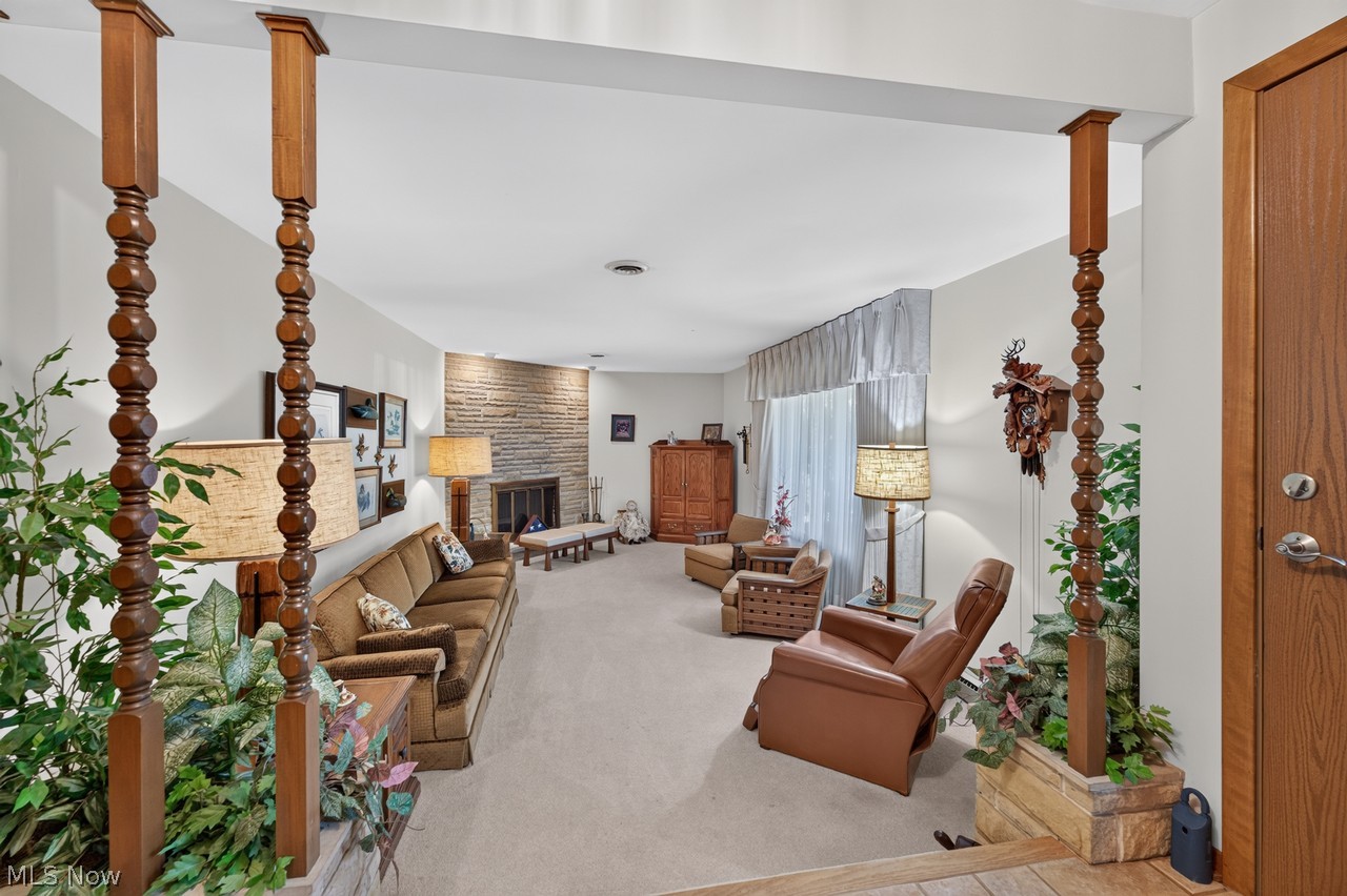 6110 Wiclif Road NE Canton OH 44721