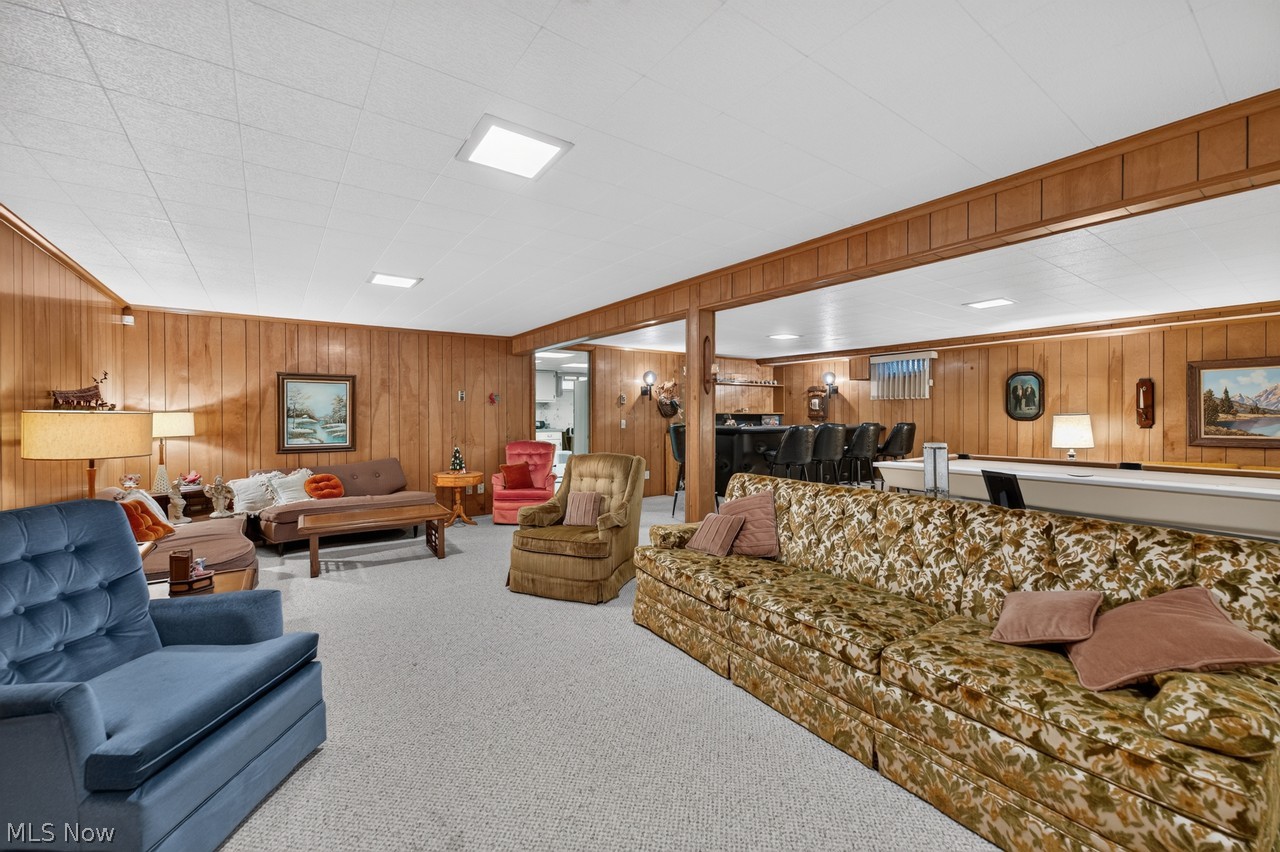 6110 Wiclif Road NE Canton OH 44721