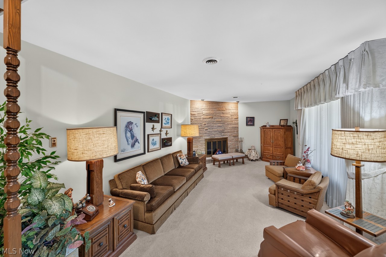 6110 Wiclif Road NE Canton OH 44721