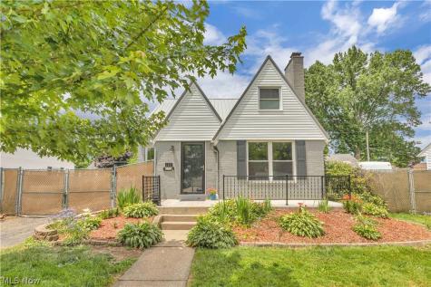 1227 Manor Avenue SW Canton OH 44710
